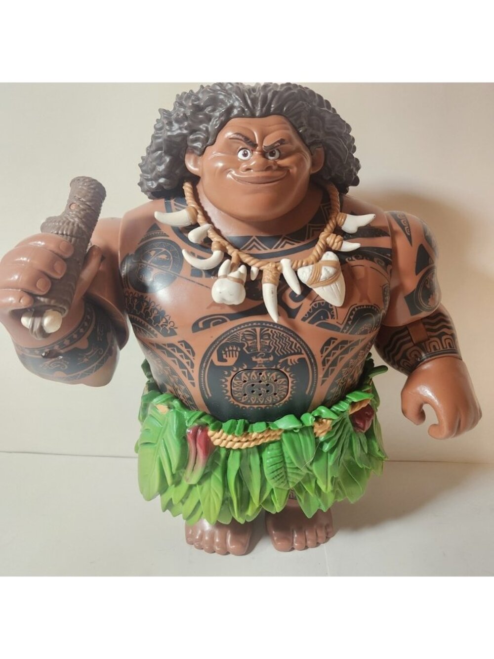 Disney Moana Maui Talking Action Figure Light Up Fishhook Tattoos 12 Inch Toy